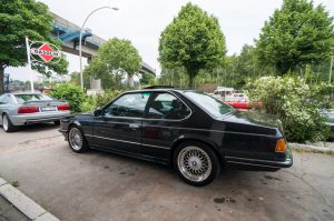 Autowachs für schwarze Lacke
