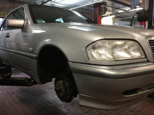 W202 Druckverlust im Reifen